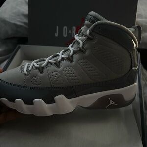 Jordan 9’s cool grey